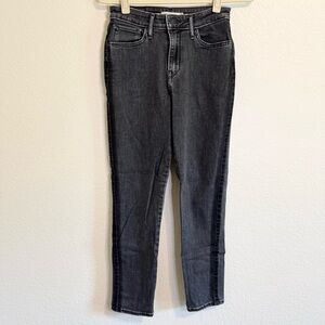 Levi’s 721 Black High Rise Skinny Jeans - 28